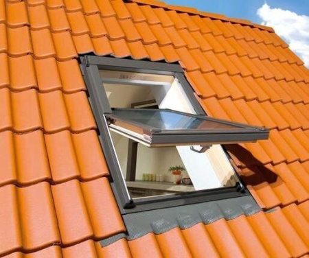 Окно мансардное Fakro FTP-V U4 08 94х118 мм